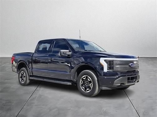 2022 Ford F-150 Lightning XLT