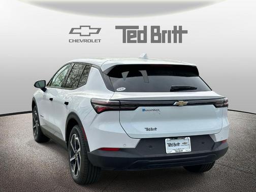 Summit White 2026 Chevrolet Equinox EV LT 1