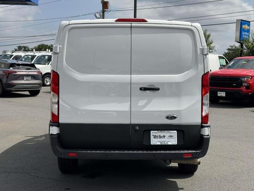 Oxford White 2023 Ford Transit-250 Base