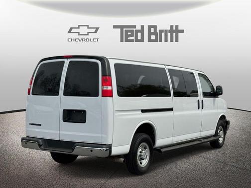 Summit White 2023 Chevrolet Express 3500 LT