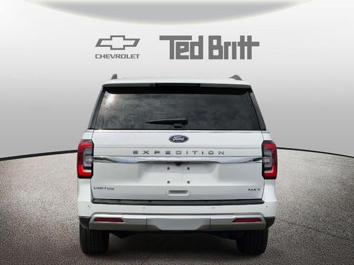 White Metallic 2023 Ford Expedition Max Limited