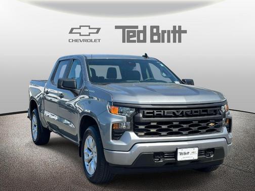 Sterling Gray Metallic 2024 Chevrolet Silverado 1500 Custom