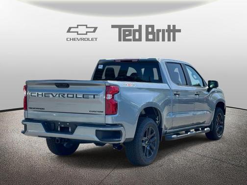Sterling Gray Metallic 2026 Chevrolet Silverado 1500 Custom