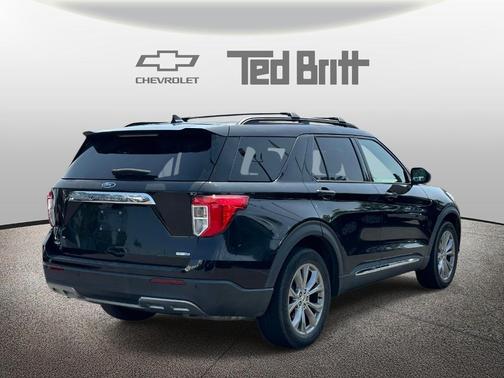 Black Metallic 2020 Ford Explorer XLT