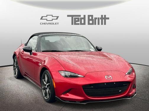 Soul Red 2016 Mazda MX-5 Miata Club