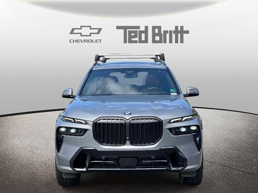 Gray Metallic 2023 BMW X7 xDrive40i