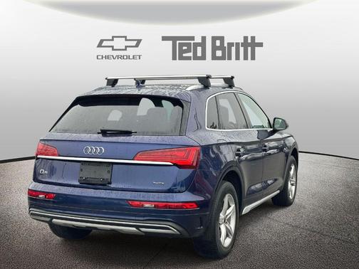 Navarra Blue Metallic 2022 Audi Q5 40 Premium