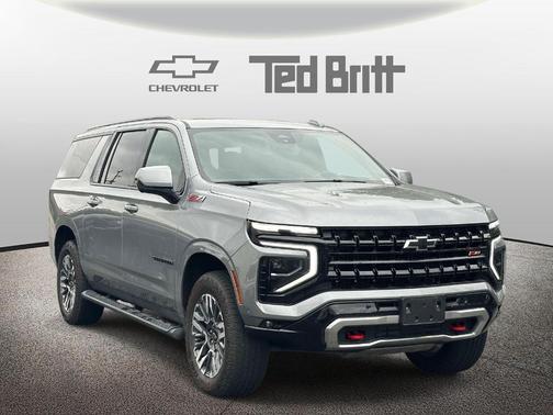 Sterling Gray Metallic 2025 Chevrolet Suburban Z71