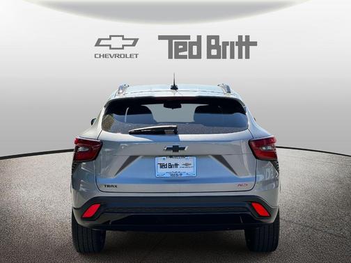 Sterling Gray Metallic 2024 Chevrolet Trax 2RS