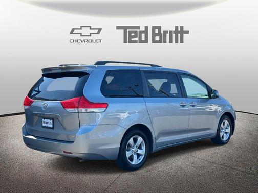 Silver Sky Metallic 2013 Toyota Sienna LE