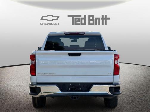 Summit White 2024 Chevrolet Silverado 1500 LT