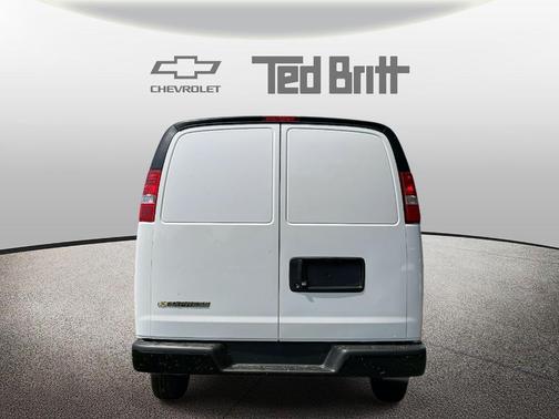 Summit White 2025 Chevrolet Express 3500 Work Van