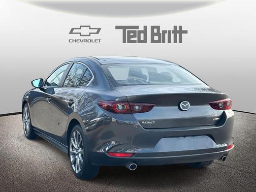 2022 Mazda Mazda3 FWD w/Preferred Package