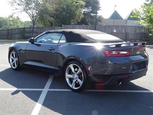 Photo 5 of 23 of 2018 Chevrolet Camaro 2SS