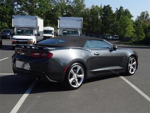 Photo 2 of 23 of 2018 Chevrolet Camaro 2SS