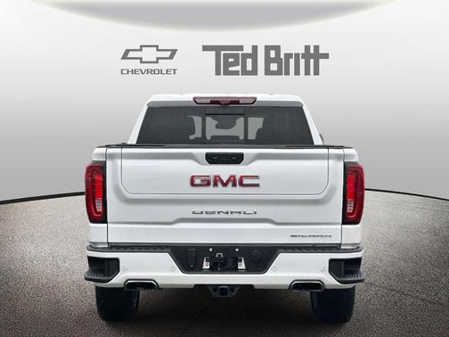 White Frost Tri-Coat 2022 GMC Sierra 1500 Denali