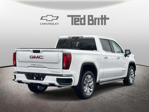 White Frost Tri-Coat 2022 GMC Sierra 1500 Denali
