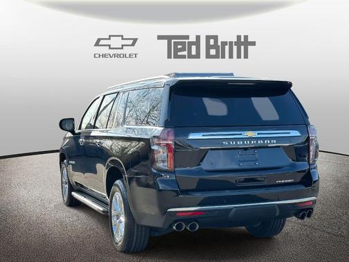 Black 2024 Chevrolet Suburban Premier