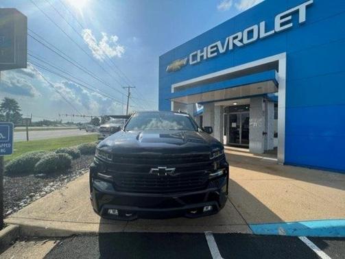 Photo 1 of 17 of 2019 Chevrolet Silverado 1500 High Country