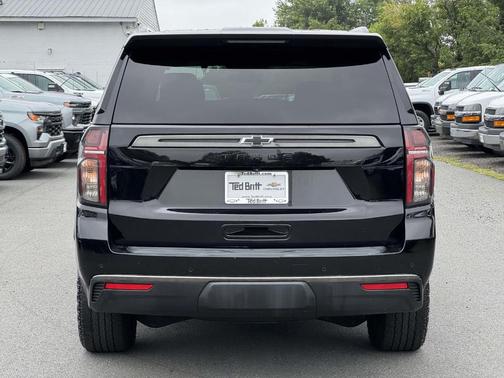 Black 2022 Chevrolet Tahoe Z71