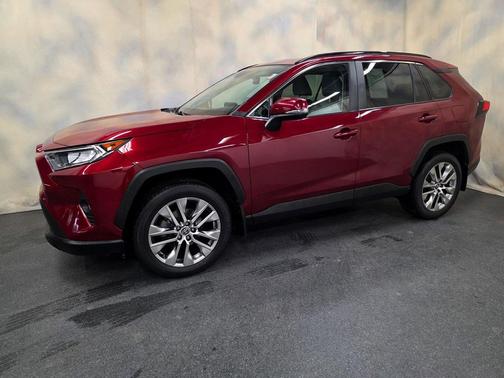 2021 Toyota RAV4 XLE Premium