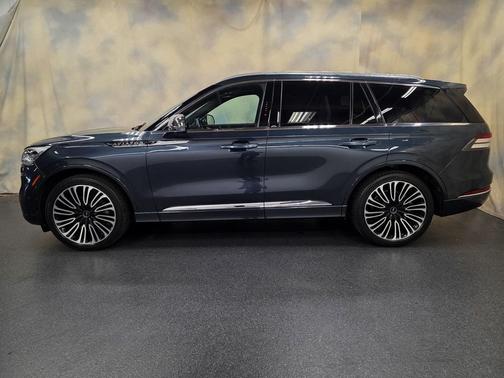 2022 Lincoln Aviator Black Label AWD
