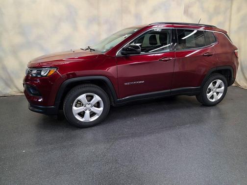 Velvet Red Pearlcoat 2022 Jeep Compass Latitude