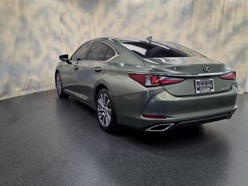 2019 Lexus ES 350 Base