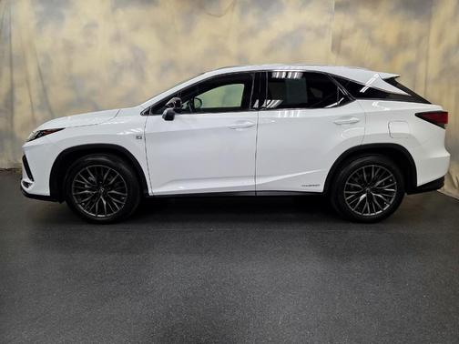 2022 Lexus RX 450h F SPORT Handling