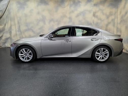 2022 Lexus IS 300 Base