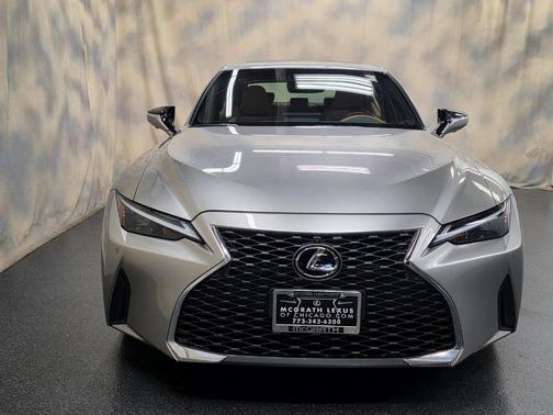 2022 Lexus IS 300 Base