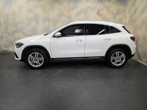 2021 Mercedes-Benz GLA 250 Base 4MATIC