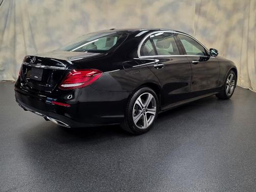 2019 Mercedes-Benz E-Class E 300