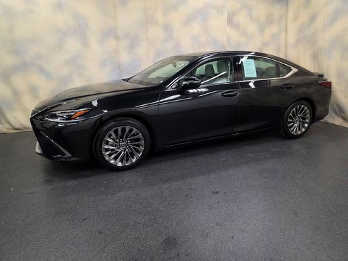 Caviar 2024 Lexus ES 300h Ultra Luxury