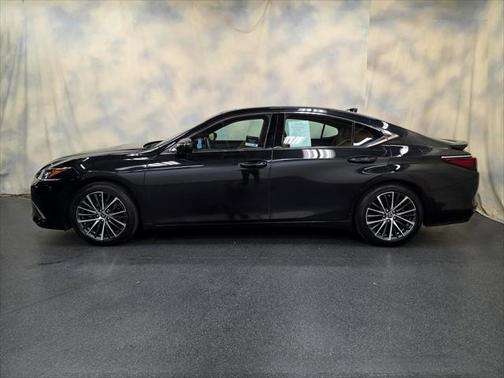 2023 Lexus ES 350 Luxury
