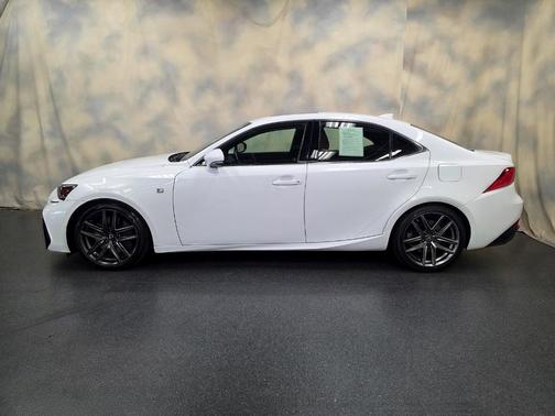 2019 Lexus IS 300 Base