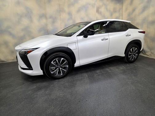 Eminent White Pearl 2023 Lexus RZ 450e Premium