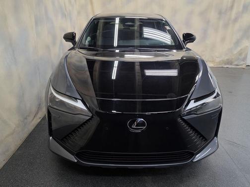 Cloudburst Gray/Black 2023 Lexus RZ 450e Luxury
