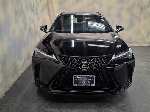 2025 Lexus UX 300h F SPORT Design