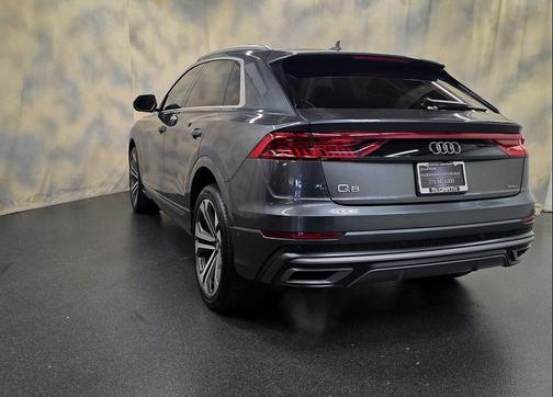 2020 Audi Q8 55 Premium Plus
