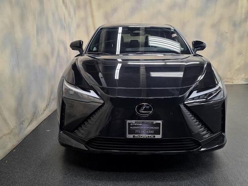 2023 Lexus RZ 450e Luxury