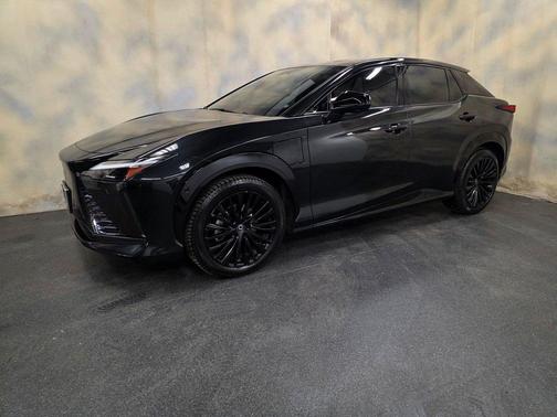 2023 Lexus RZ 450e Luxury