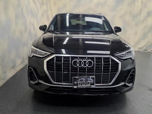2023 Audi Q3 45 S line Premium