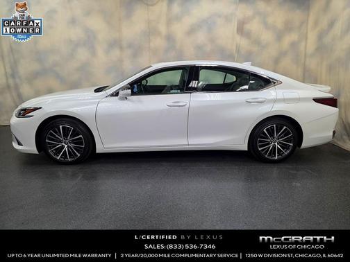 Eminent White Pearl 2025 Lexus ES 300h Base