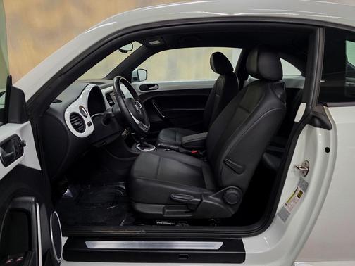 2016 Volkswagen Beetle 1.8T SE