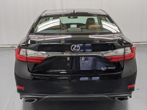 2017 Lexus ES 350 Base