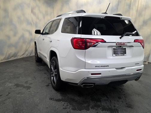 White Frost Tricoat 2018 GMC Acadia Denali