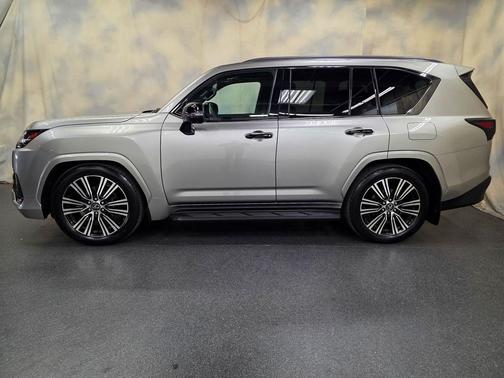 Atomic Silver 2025 Lexus LX 600 Luxury