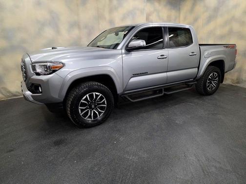 2020 Toyota Tacoma TRD Sport