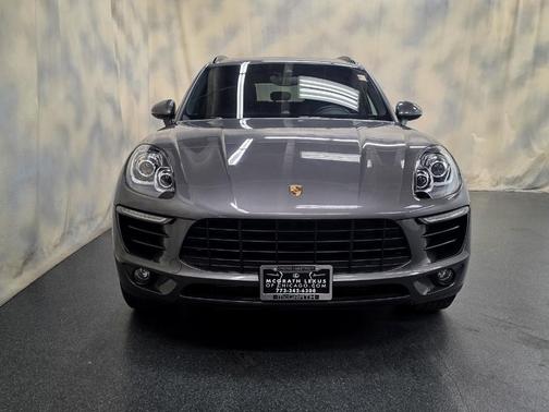 2017 Porsche Macan Base